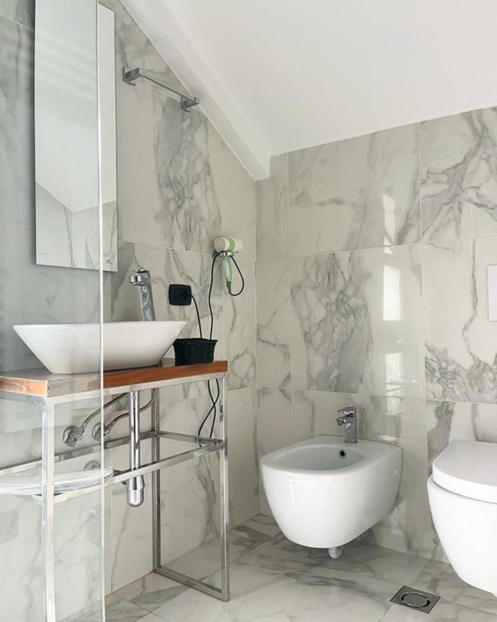 Vila Shard Boutique Hotel Тирана Экстерьер фото